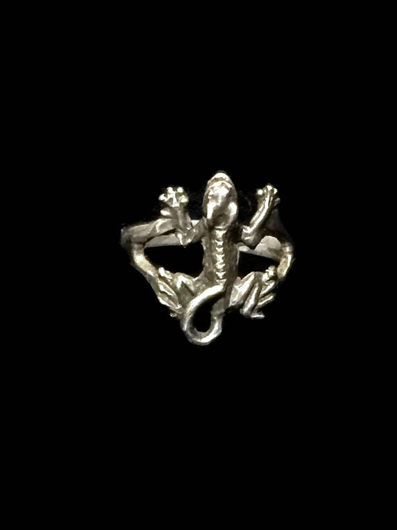 Vintage  lizard Ring Size 8.50 reptile sterling s… - image 4