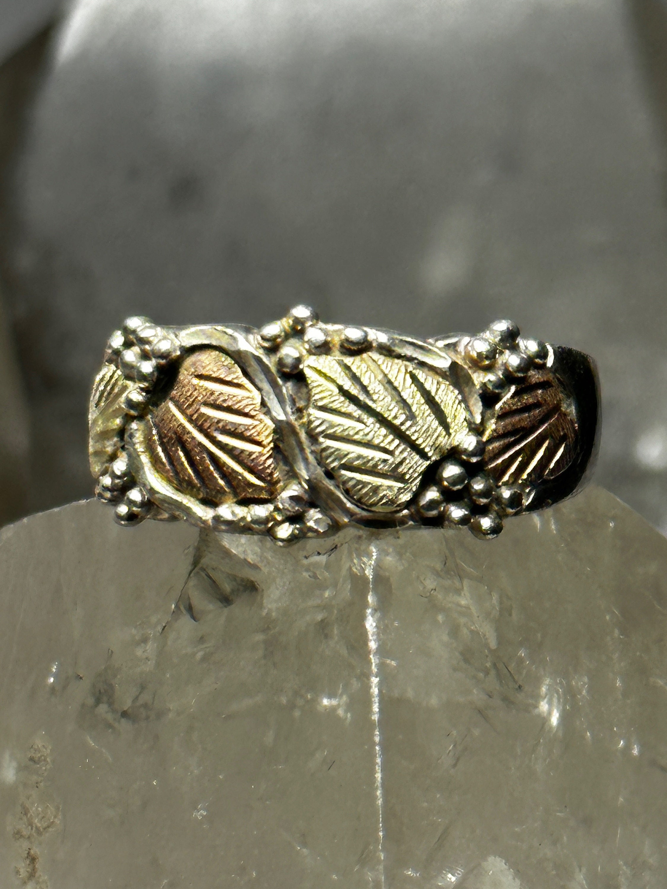 Black Hills Gold Ring Leaves Band Size 6.25 Sterling Silver Women Etsy Canada