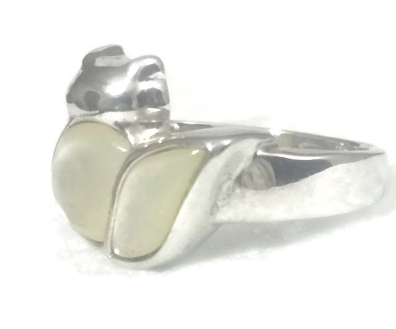 Vintage Sterling Silver Squirrel Ring with Mother… - image 4