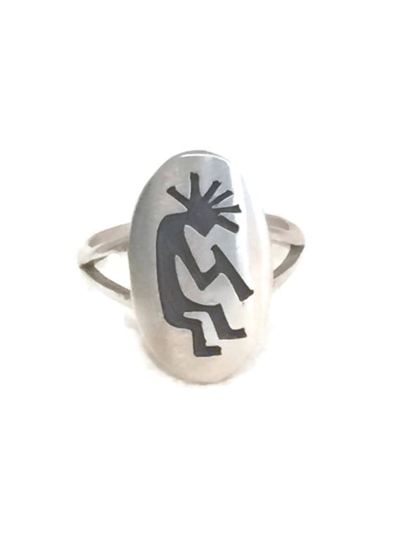 Vintage Sterling Silver Ring Women Fertility Hand… - image 1