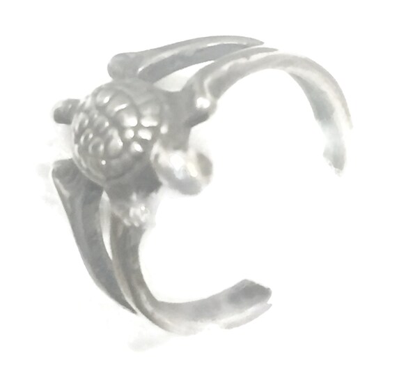 Vintage Sterling Silver Turtle Toe Ring - Size 2 - image 2