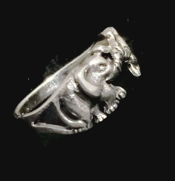 Vintage Elephant Ring Size 6 sterling silver Elep… - image 8