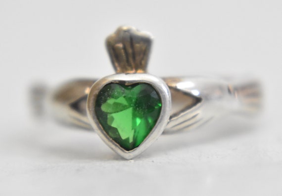 Claddagh ring vintage green crystal sterling silv… - image 4