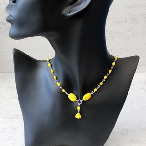 Handmade chain necklace with pendant. Silver tone. Lobster clasp. Yellow Czech glass beads. Flower pendant. Gift for her. Women&#39;s necklace