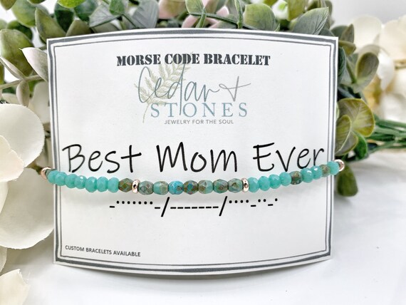Worlds Best Mom Rifles and chains - Cedar Ornament Worlds Best Mom Rifles and chains - Cedar Ornament
