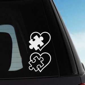 自閉症の子供が乗っている車やトラックのデカールステッカー (ID 5003)