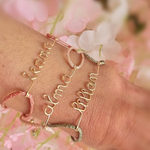 Bracelet personnalisable avec prénom ou message en Gold Filled cadeau anniversaire, maman, mamie, maîtresse, nounou, mariage... image 1