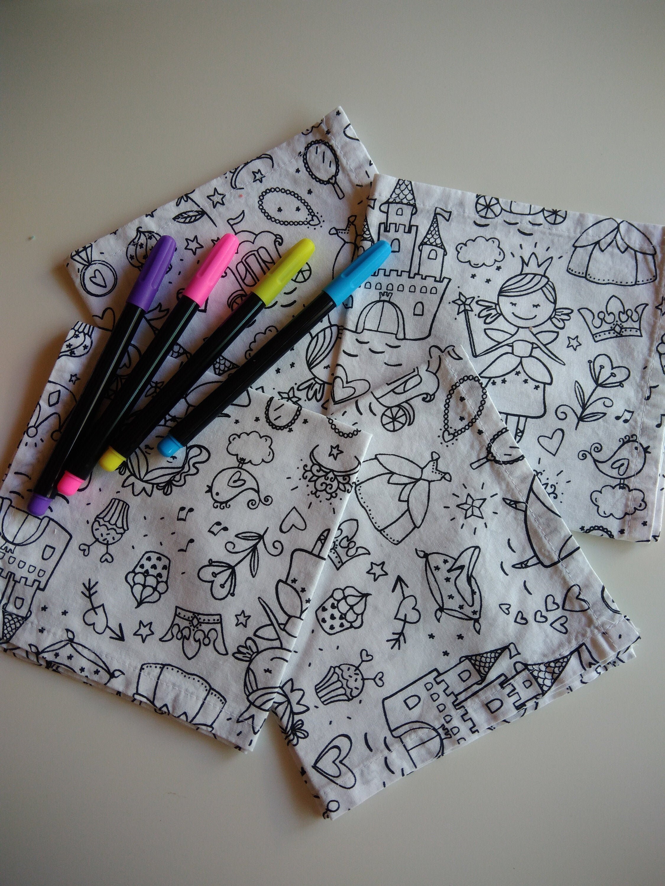 Serviettes de Table à Colorier