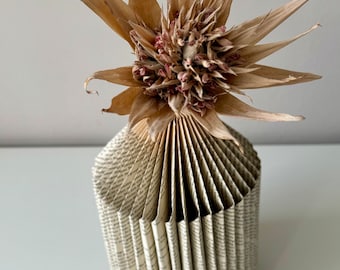 Paper flower vase | Book sculpture | Folded book | Gift idea | Artwork