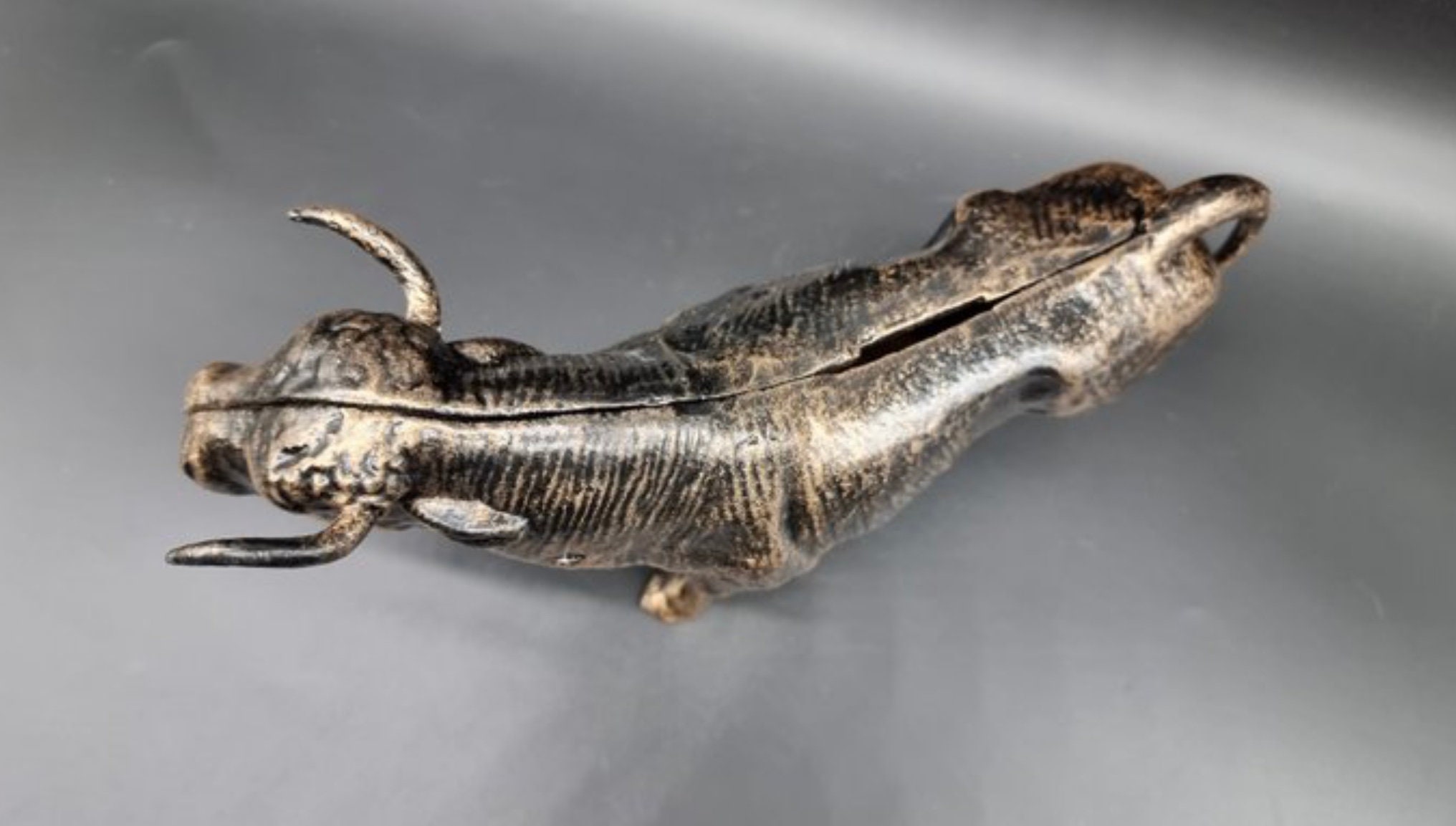 Large Vintage Money Bank From India. - Etsy Canada