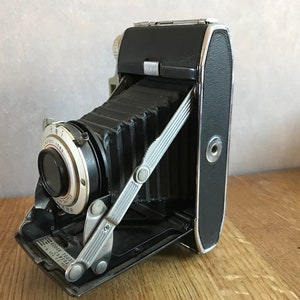 Vintage KODAK Camera Model A 11, Made in France - 1950&#39;s. Very Rare.