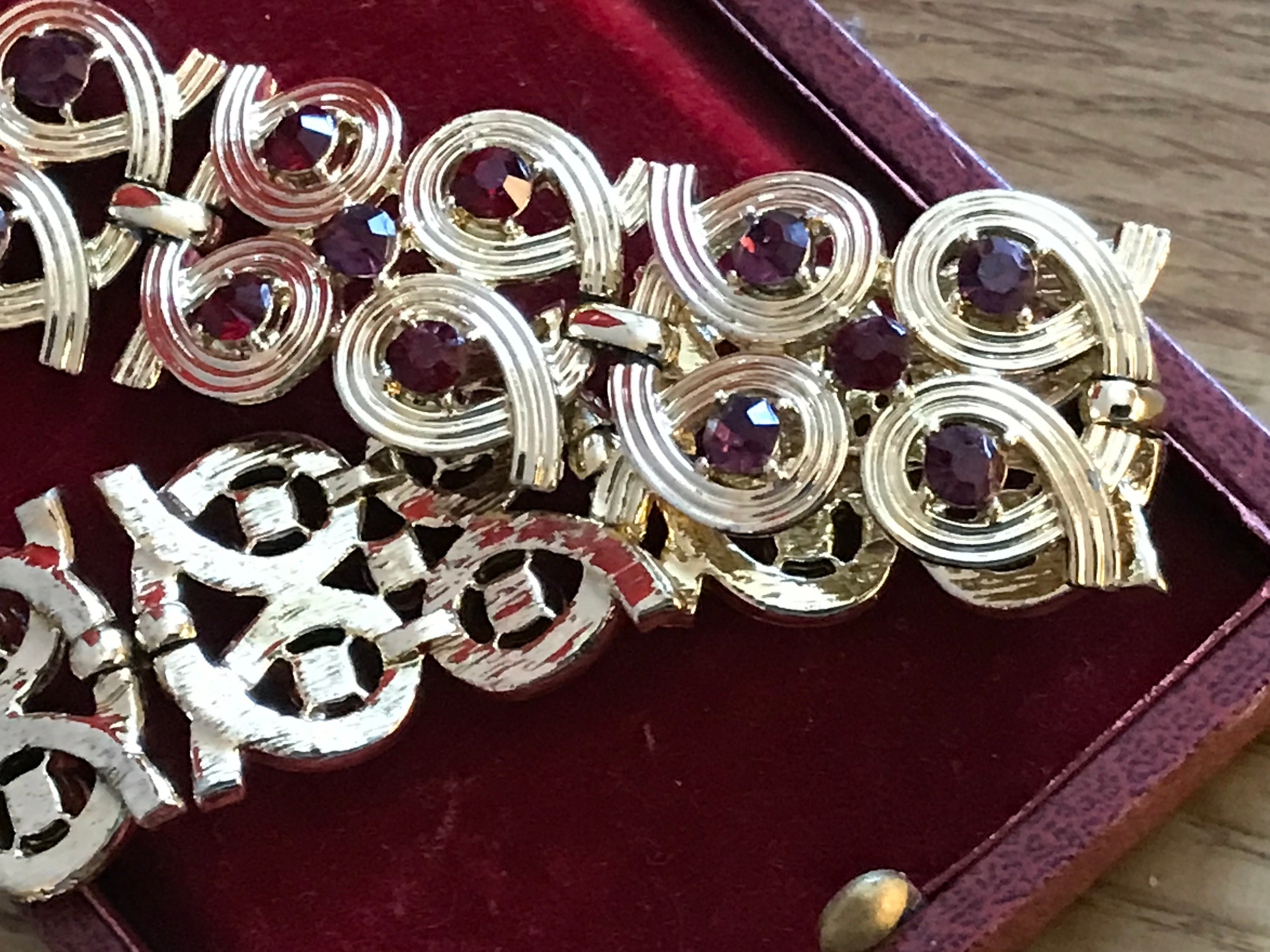Beautiful, Vintage Jewelry Set. Coro Set. - Etsy