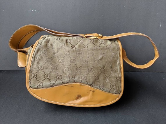 gucci sling bag vintage