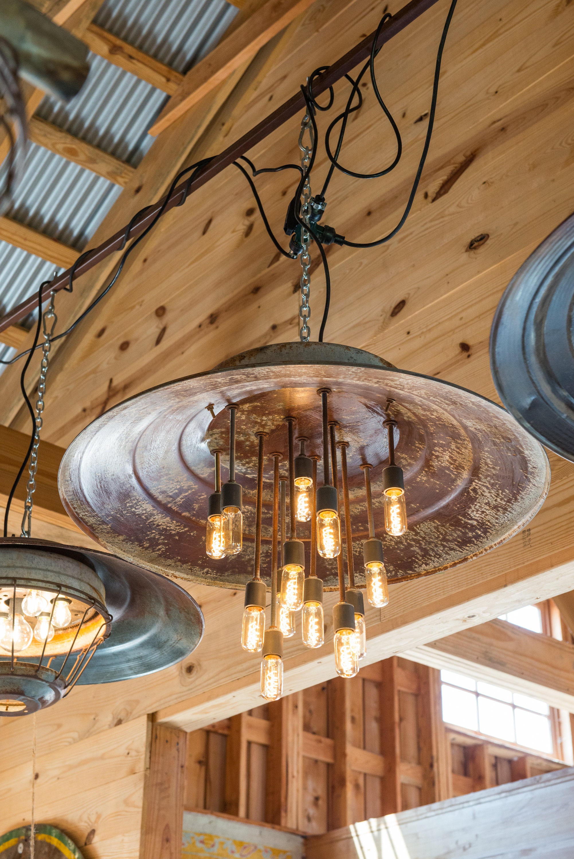 Rustic Vintage Chicken Brooder 34 Disk Drop Light - Etsy