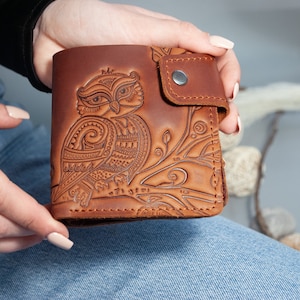 Cartera hecha a mano para hombre, cartera minimalista de cuero de búho, cartera de cuero para hombre, cartera de hombre, cartera de búho, cartera de cuero, cartera delgada