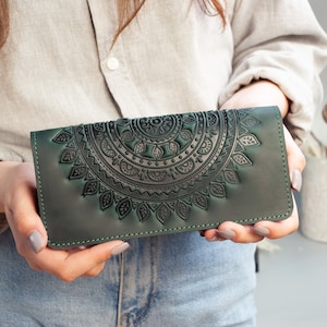 Handmade Genuine Leather Wallet, Green Boho Leather Wallet, Mandala Leather Wallet Women's, Leather Long Wallet