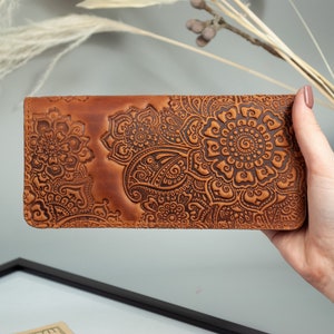 Leather Boho wallet with flower, wallet with ornament, Long wallet, Leather wallet, Zipper Wallet, Long leather wallet for women
