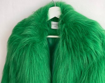 Grass Green, Emerald shaggy fur coat, fluffy jacket, furry, 100% polyester, vegan, faux fur, oversize coat.