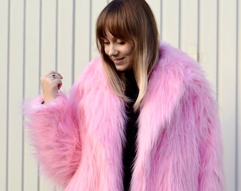 Baby Pink shaggy fur coat, fluffy jacket, furry, 100% polyester, vegan, fake fur, oversize coat.