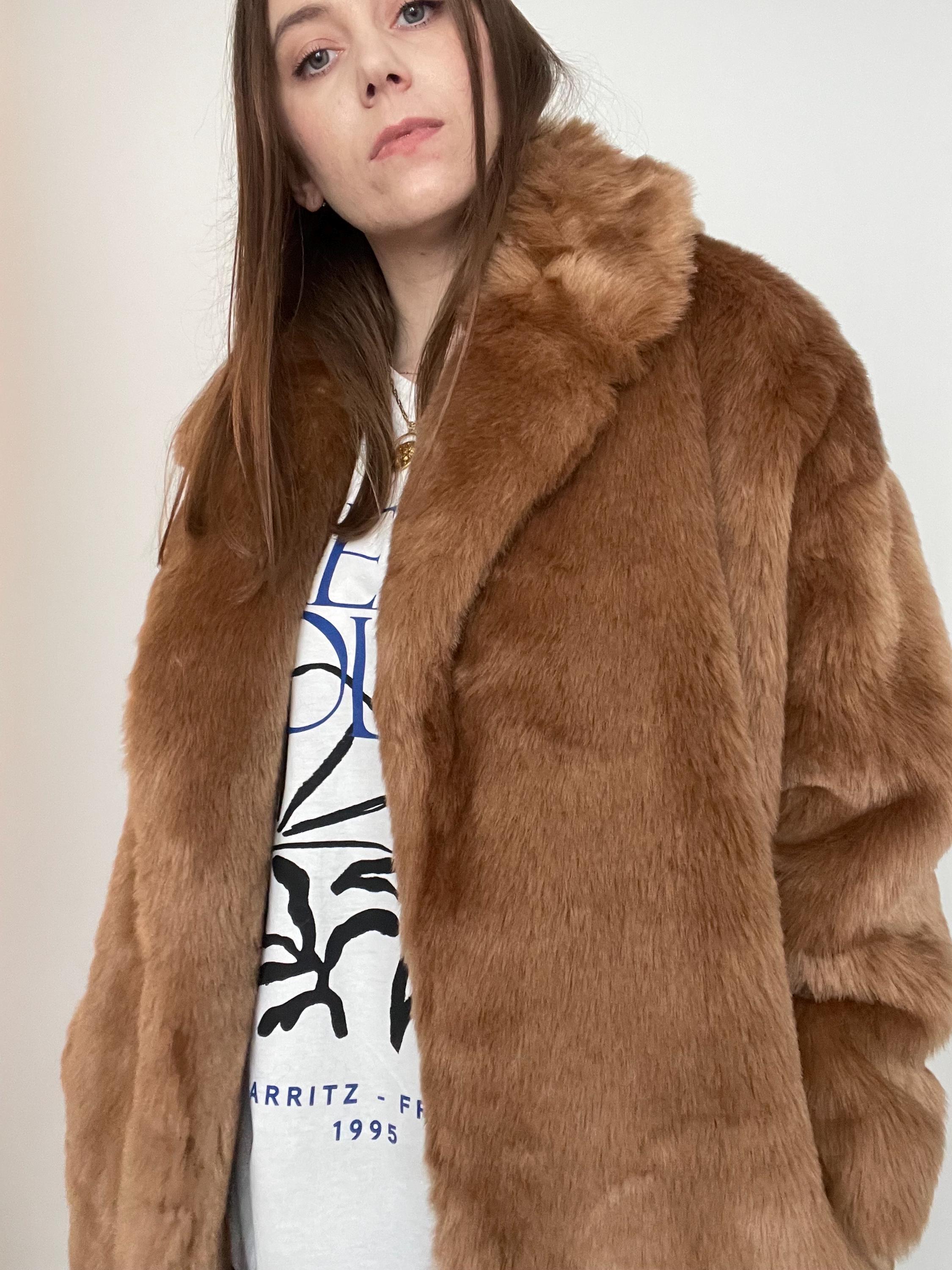 Light Brown Fur Coat, Fluffy Jacket, Furry, 100% Polyester Light Brown Fur Coat, Fluffy Jacket, Furry, 100% Polyester
