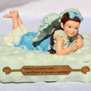 RARE: Seymour Mann Sheena Easton Collection Porcelain Sculpture Musical Angel Lonely Lovers&#39; Symphony