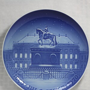 1970 Christmas Jubilee Plate, Amalienborg The Royal Palace, by B&G Bing Grøndahl of Copenhagen, Denmark, 9” Blue Collectible Christmas Plate