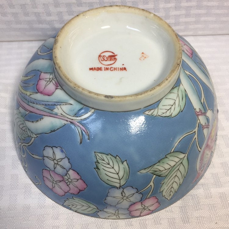 Hand-painted Birds of Paradise Porcelain Bowl, 1950s Oriental