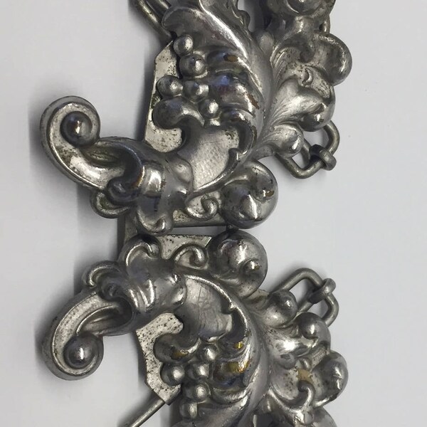 Art Nouveau Feather Design/Sash~Cinch Buckle/Repoussé Silver Over Brass/Feathers and Beads Buckle French Vintage Nurses Belt/Purse clasp