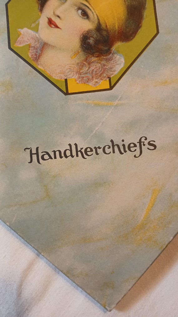 Old Handkerchief Gift Box from 1920-30's View 4