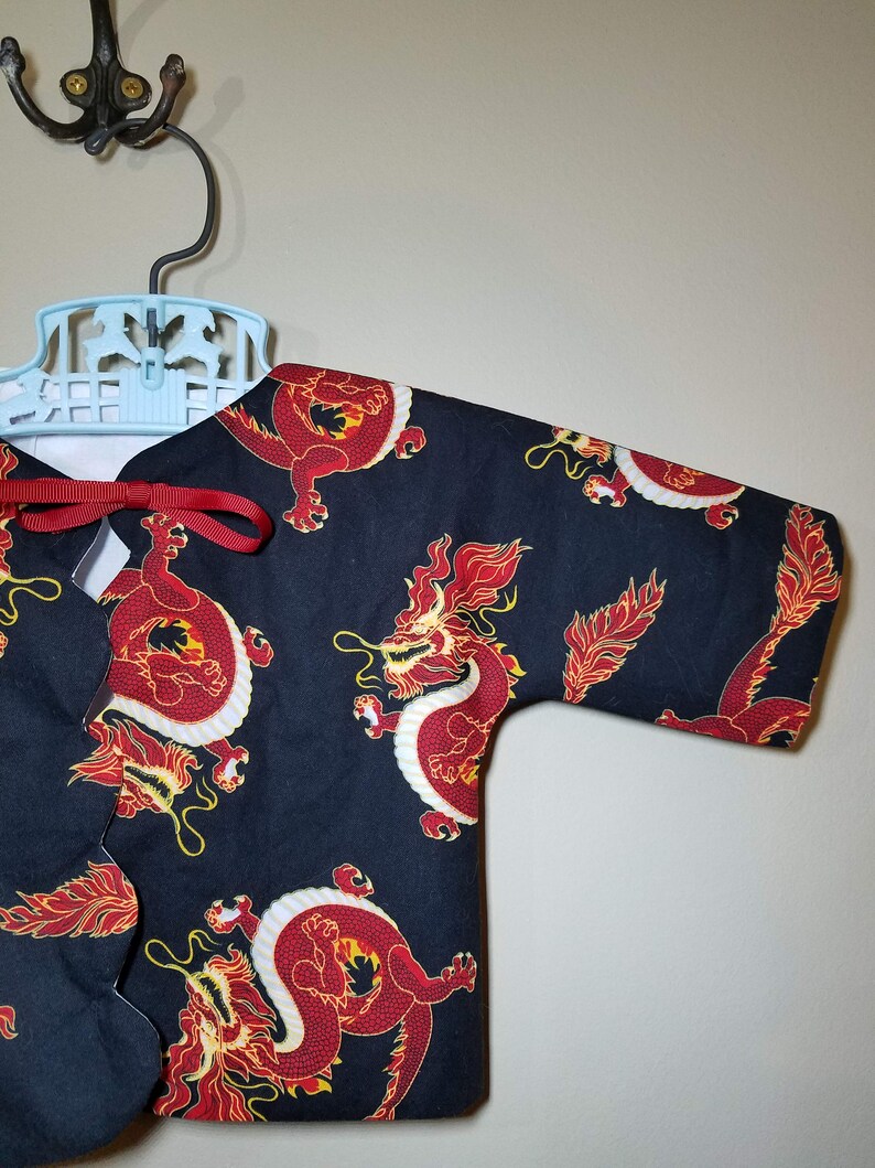 Baby Kimono-Newborn to 3 Months-Chinese Dragon Print-Black Red-Unisex-100/% Cotton-Ready to Ship