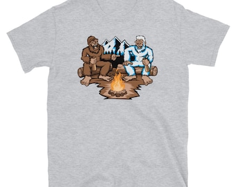 Conspiracy Theory Bigfoot Sasquatch Yeti Cryptids Short-Sleeve Unisex T-Shirt