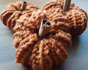 Little Handknit Pumpkins