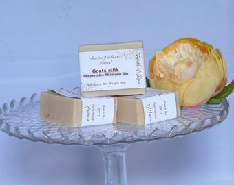 Pastilla de champú de leche de cabra con menta