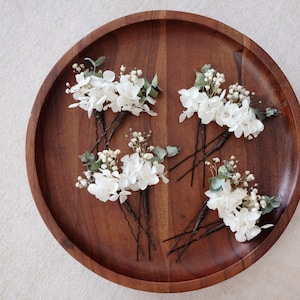 Weiß mit grünen Blumen Haarnadeln | Konservierte und getrocknete Blumen Haarteil | Hochzeit, Braut, Brautjungfern Haar | Hochzeit Haarschmuck