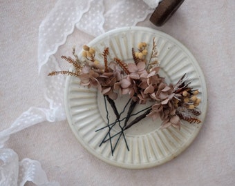 Brown Rustic Dried Flower Hairpins | Bridal Hair Accessories | Boho Bride | Rustic Bridal Look | Wedding Hairpins | Bridesmaids Hairclips