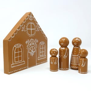 Gingerbread Family Peg Dolls and House Backdrop (*Made to Order*)