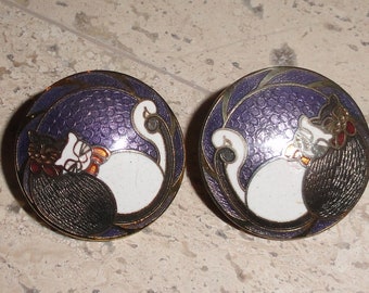 Vintage Cloisonne Cuddling Cats Button Post Earrings Gold Tone