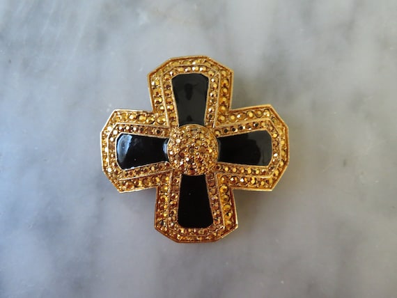 Vintage Maltese Brooch and Pendant in Gold Tone a… - image 1