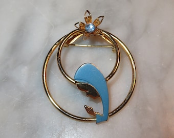 Vintage Gold Tone Praying Virgin Mary Blue Enamel Wire Brooch with Flower Guadalupe Madonna SHIPS FREE Religious Catholic Pin