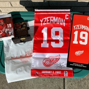 Detroit Red Wings Stanley Cup & Retired # Arena Banner Vinyl Decal Set