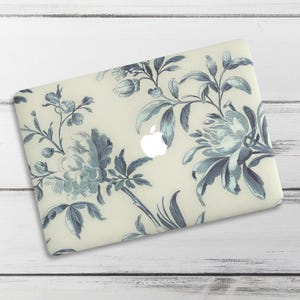 Light Blue Floral MacBook Case for Pro 13 A2338 Air 13 A2681 Pro 14 A2779, Unique Laptop Cover SA0083 MacBook Air/Pro Case M1-M3