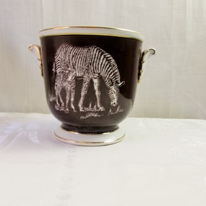 GIRAFFE FLOWER POT circa 1960 Porcelain Safari Stafford drilled hole in the bottom brown White Gold