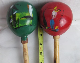 Vintage pair of maracas made in Mexico, vintage souvenir, musical instrument, rhythmic instrument