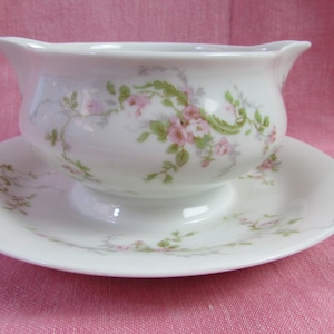 Molheira Haviland Limoges Porcelana Branca Rosa spray com base em pratos antigos