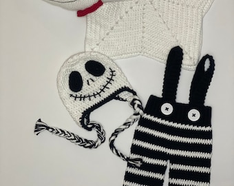 Modèle au crochet de tenue de bébé squelette avec bonnet et pantalon
