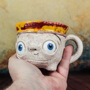 Caneca de cerâmica feita à mão: carinha engraçada, citação sarcástica - xícara de café ou vaso de plantas