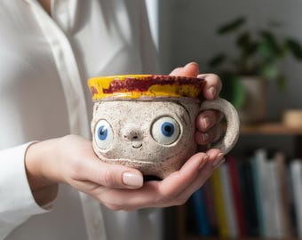 手作りの陶器の顔型マグカップ：面白い陶器のコーヒーカップ - Etsy 日本