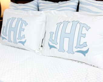 Quick Ship Ines-monogram witte grote monogram-afbeelding met katoensatijnapplicatie (prijs is per model)