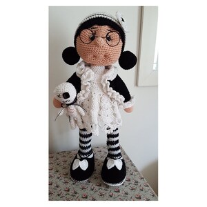 Französisch-Tutorial – Miss Teek-Puppe, der Gothic-Chic
