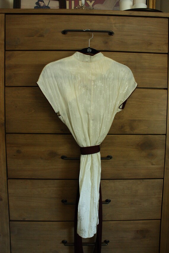 Vicky Vaughn Cheongsam-Style Cream Tunic with Sash - image 6